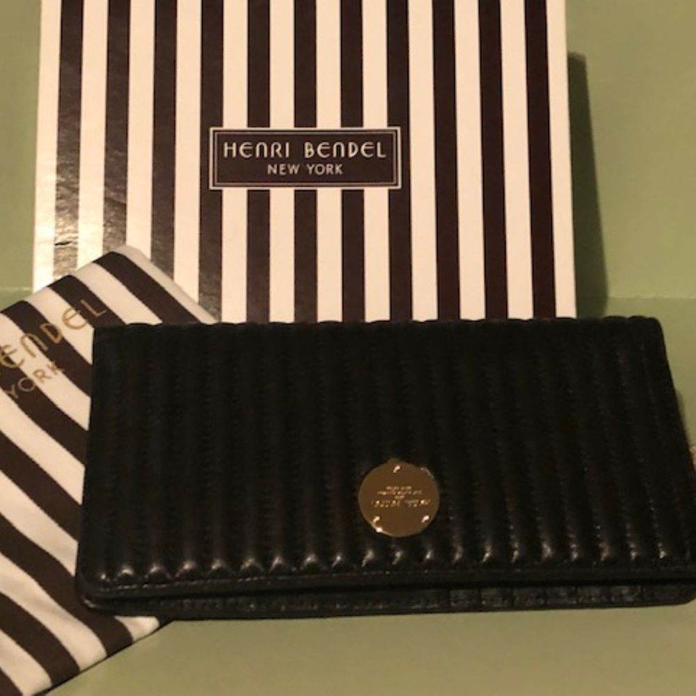 Henri Bendel New York Wallet